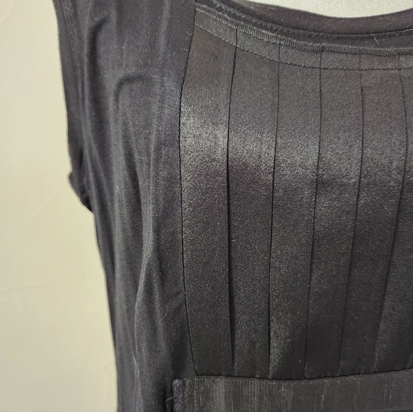 Simply Vera Vera Wang Black Sleeveless Pleated Front Top - Picture 2 of 7